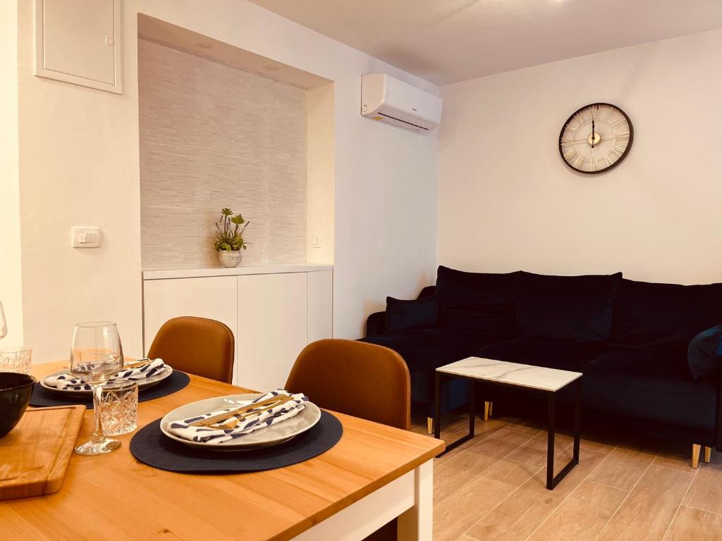 Posedenie v ubytovaní Apartman Lobel