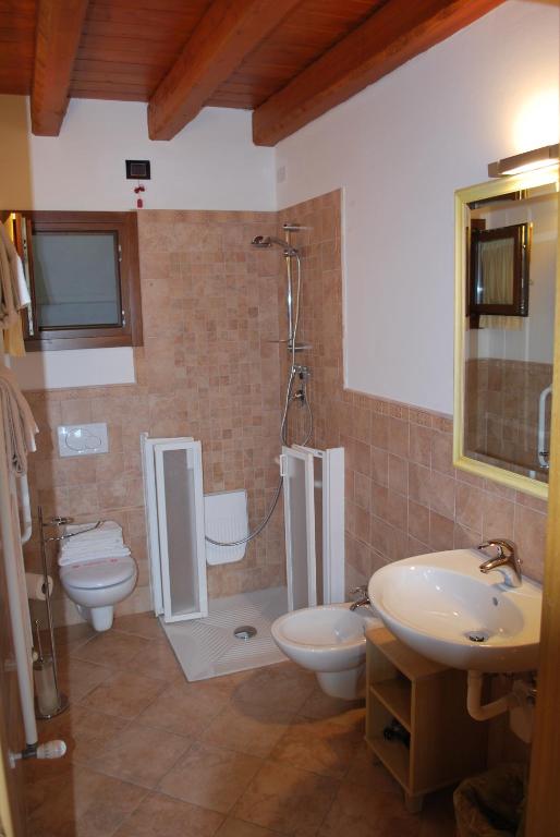 Kúpeľňa v ubytovaní Ciase dal Orcul