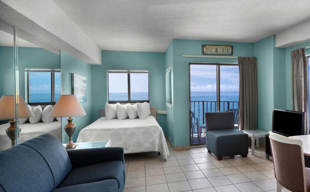 Palace Resort - 