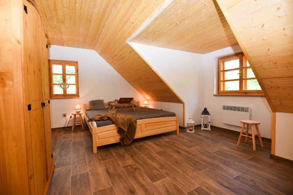 Chalupa Lilien pod Medvědí skálou Jeseníky - Casa De Seis Dormitorios