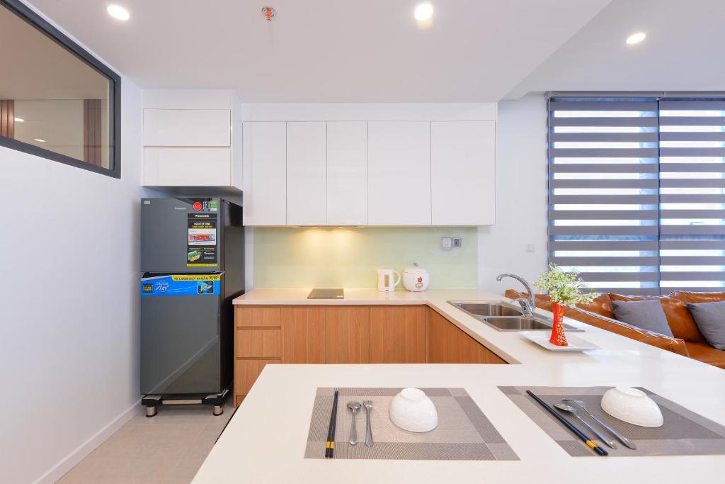 Nhà bếp/bếp nhỏ tại S Lux Apartment Scenia Bay Nha Trang