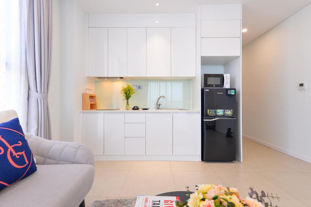 Nhà bếp/bếp nhỏ tại S Lux Apartment Scenia Bay Nha Trang