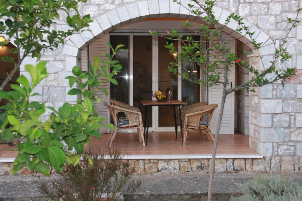 A patio or other outdoor area at Sea and Mountain View
