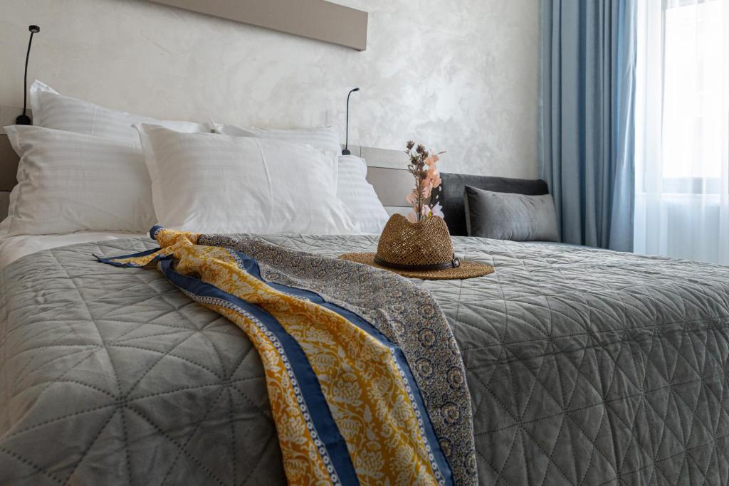 Olympic Boutique - Resim 10