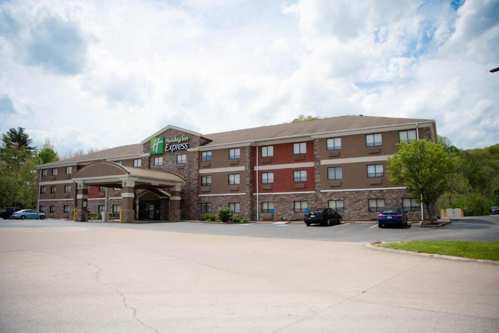 Gallery image of Holiday Inn Express Winfield - Teays Valley, an IHG Hotel in Hurricane