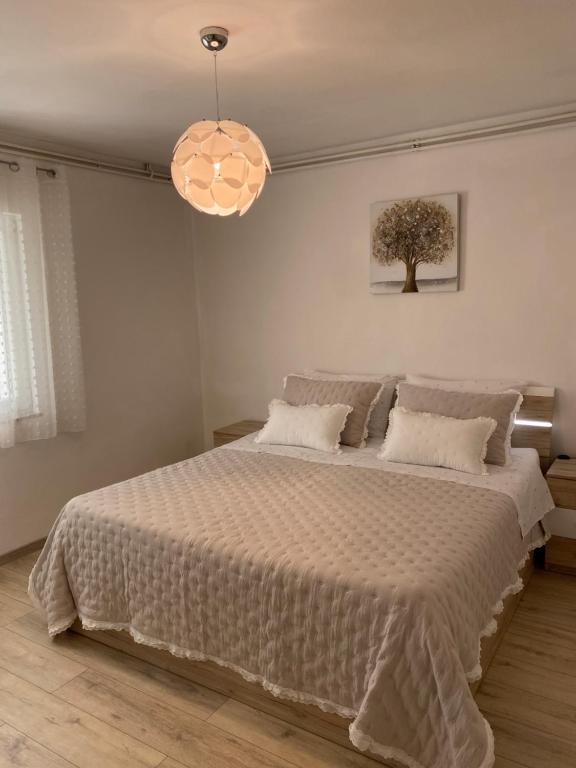 Posteľ alebo postele v izbe v ubytovaní Comfy apartment in a quiet neighborhood