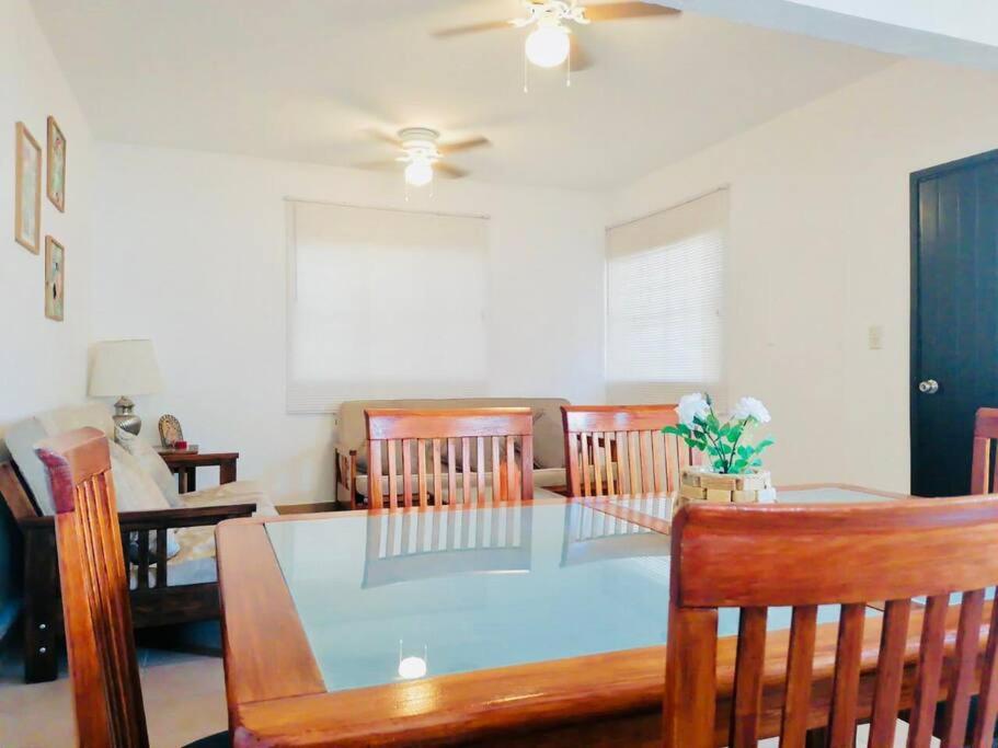 Posezení v ubytování Hermosa casa Tuxpan con Aire Acondicionado 2BED 1BATH