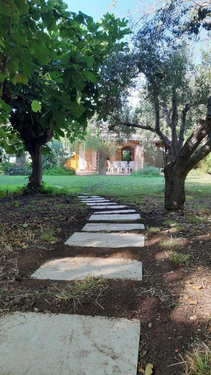 Ogród w obiekcie Cascina Cliternia