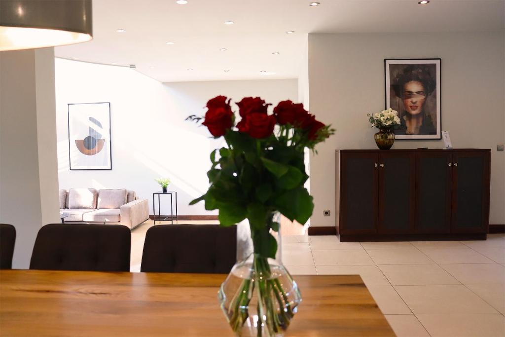 Vstupní hala nebo recepce v ubytování Das Rosenhaus - luxoriöses Ferienhaus mit viel Platz für die ganze Familie von "Momentic"