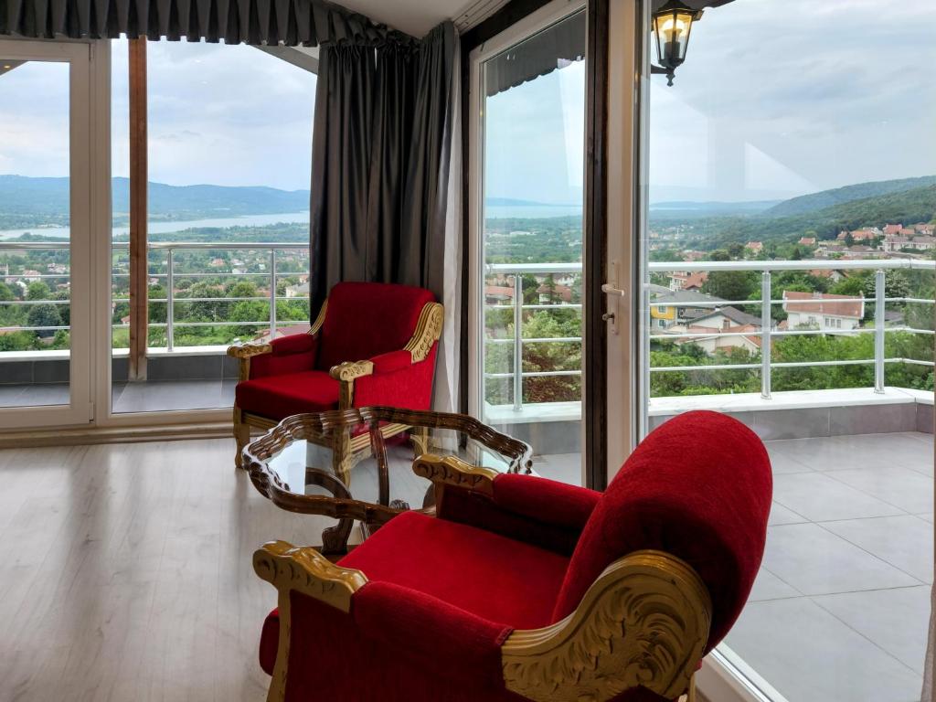 Nespecifikovaný výhled na hory nebo výhled na hory při pohledu z apartmánu