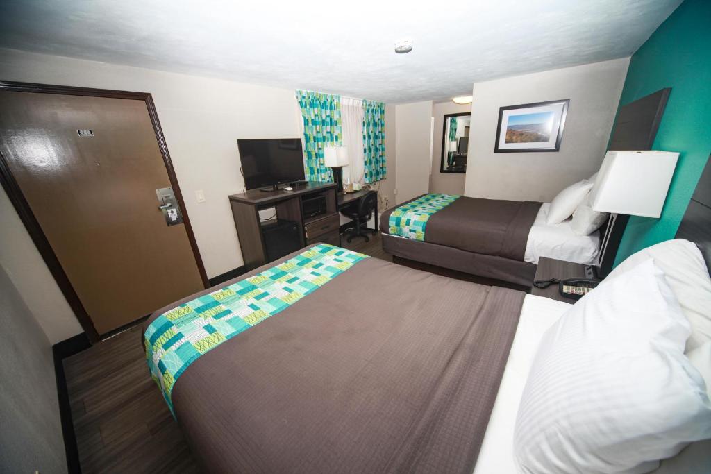Relax Inn Bradford - Double Room - Non-Smoking