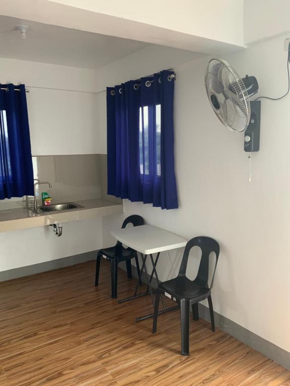 Fotografie z fotogalerie ubytování Chillax Inn v destinaci Tagaytay