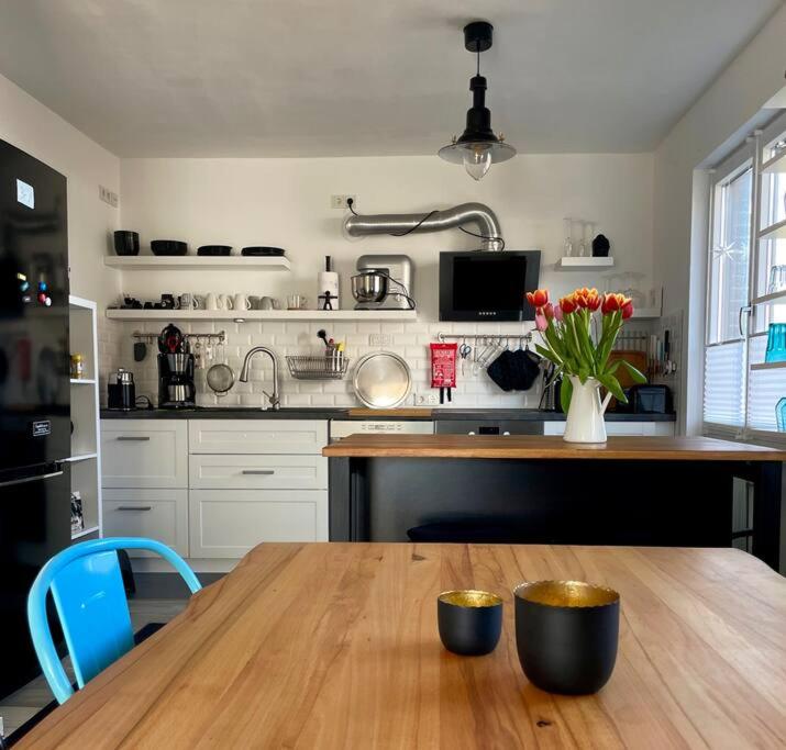 A kitchen or kitchenette at Wohnung in idyllischer Lage auf Borkum