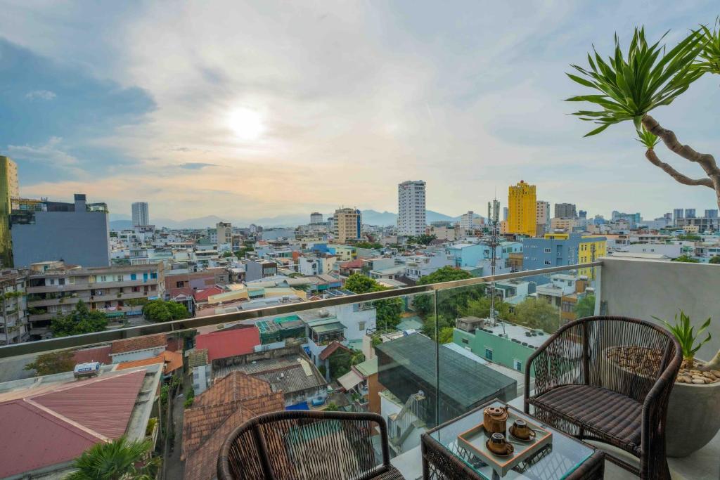 Deluxe Double with Balcony - Free One-way Airport Transfer