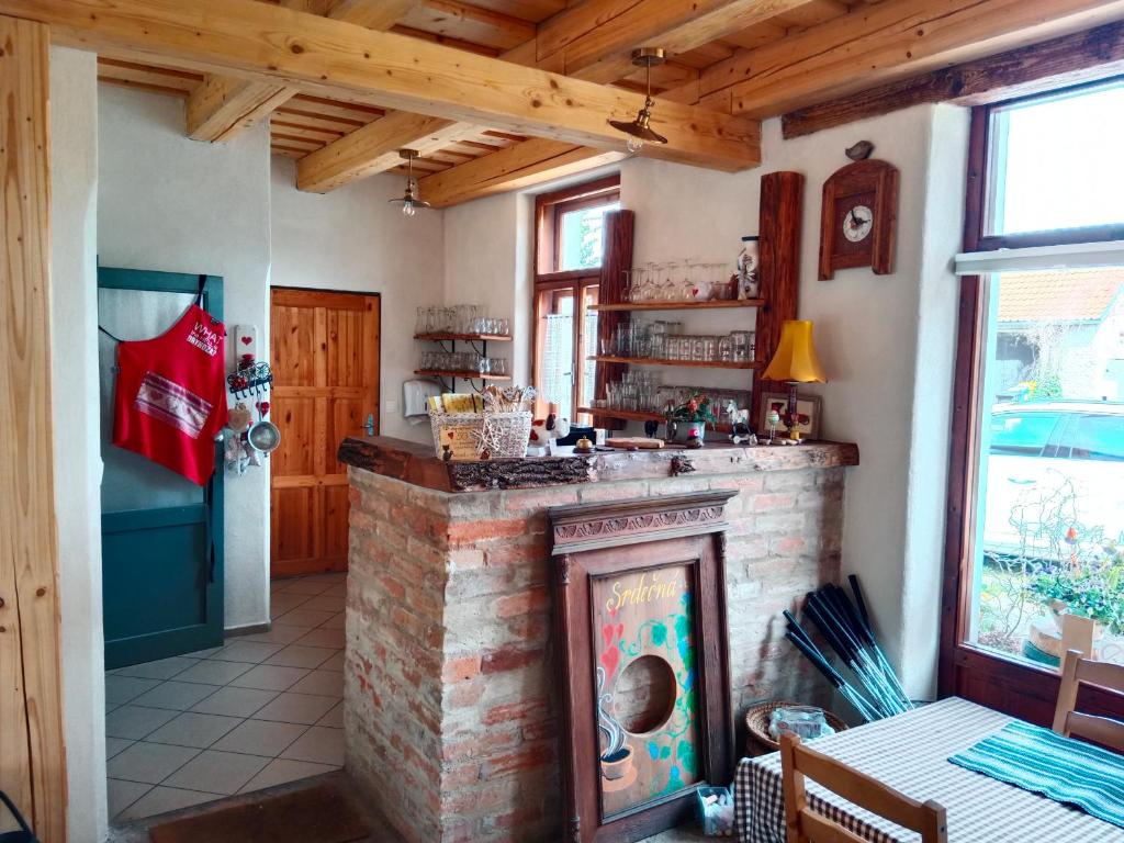 Kuchyň nebo kuchyňský kout v ubytování SRDEČNÁ - rodinný penzion