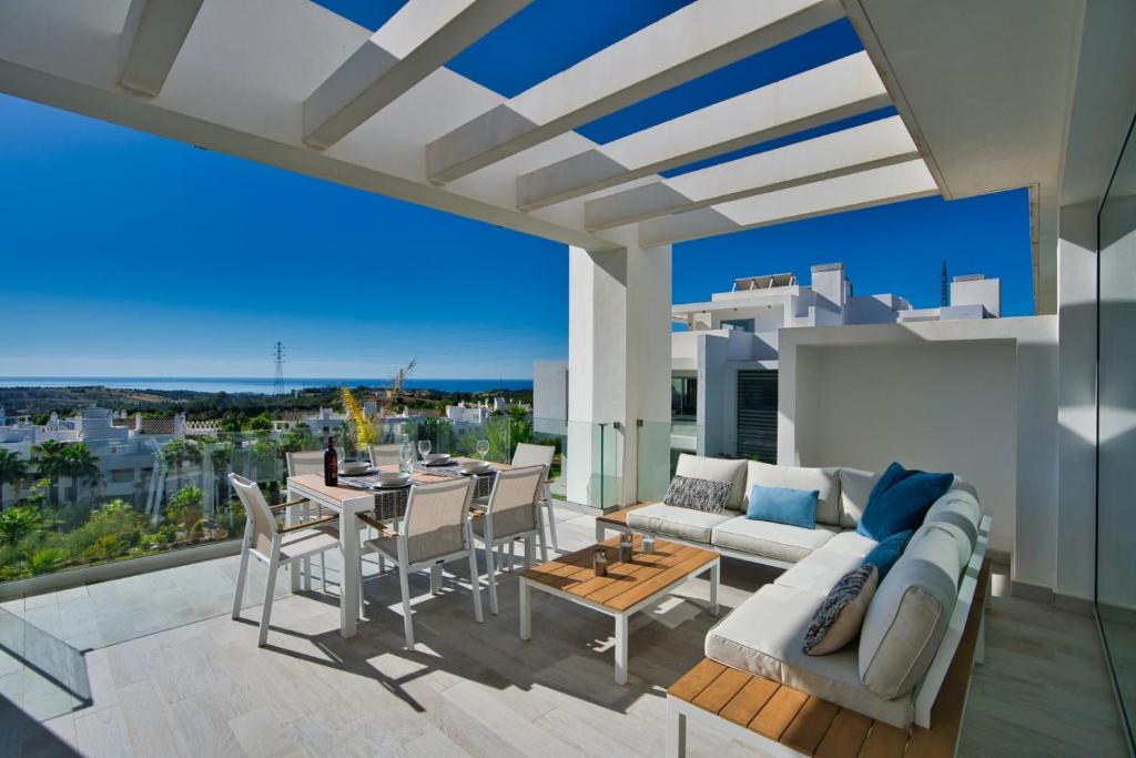 Balkón nebo terasa v ubytování AL-1312 ESTEPONA - APARTMENT - ALCAZABA LAGOON