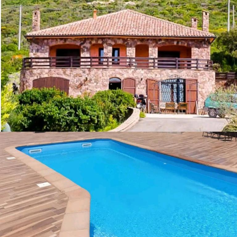 Bazén v ubytování Villa Luna e' Pedra - Suite in Villa con Vista sulla Baia di Alghero e Piscina nebo v jeho okolí