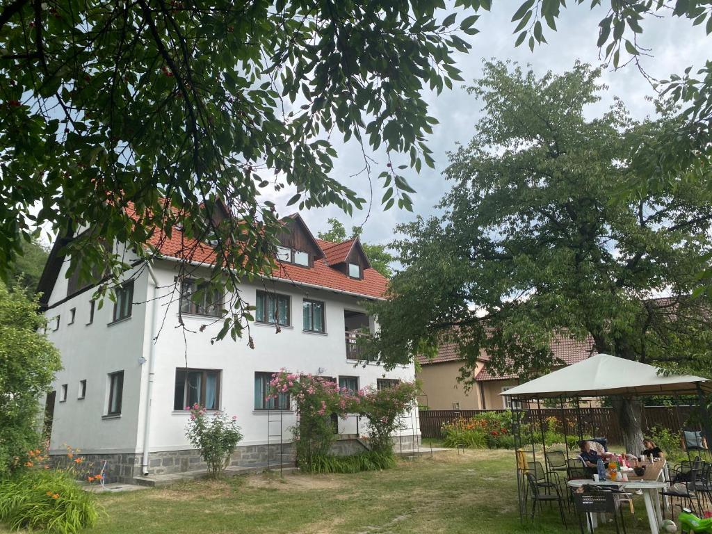 Budova, kde se penzion nachází