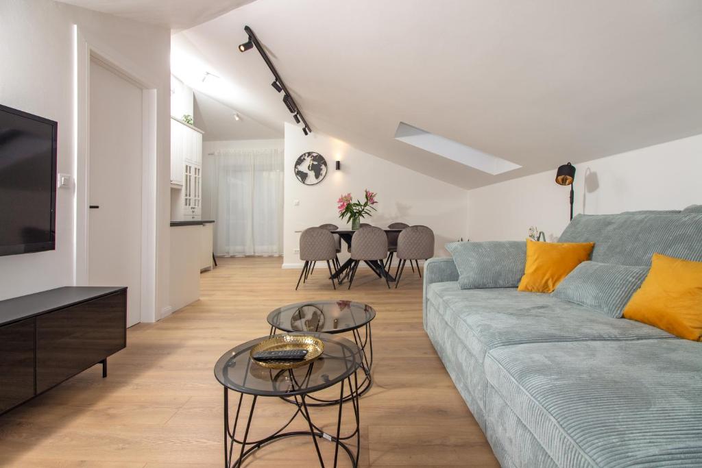 Beachside Apartment Attico