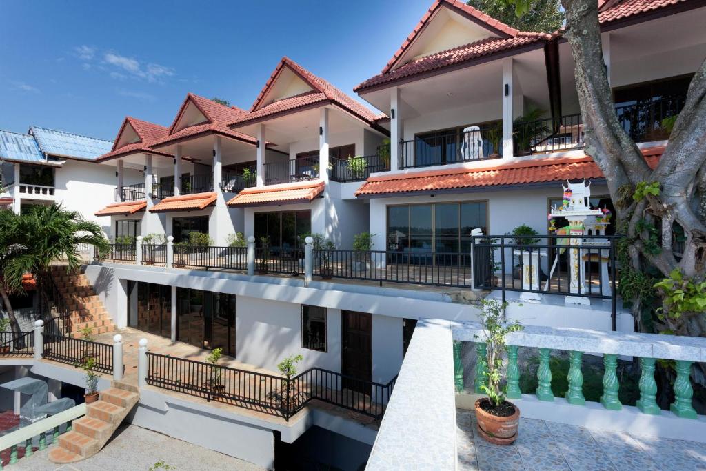 Two Chefs Inn - Resim 4