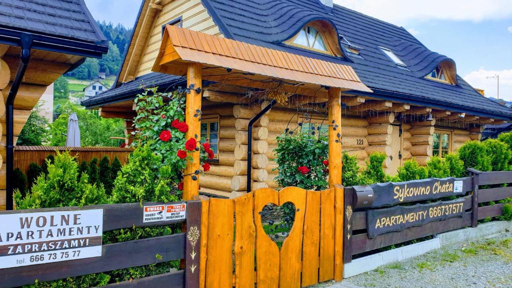 Sykowno chata - Housity