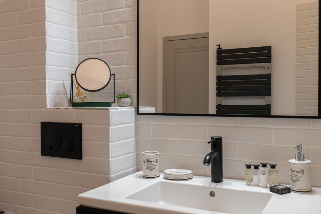 Olympic Boutique - Resim 21