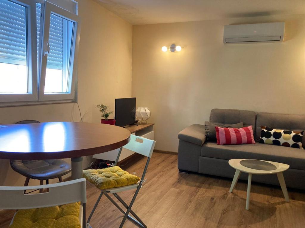 Χώρος καθιστικού στο Podgorica-Downtown