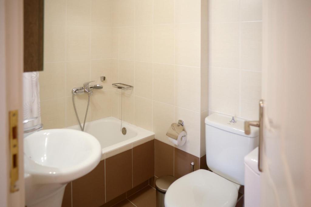 Kúpeľňa v ubytovaní A perfect stay at the historical centre of Kalamata