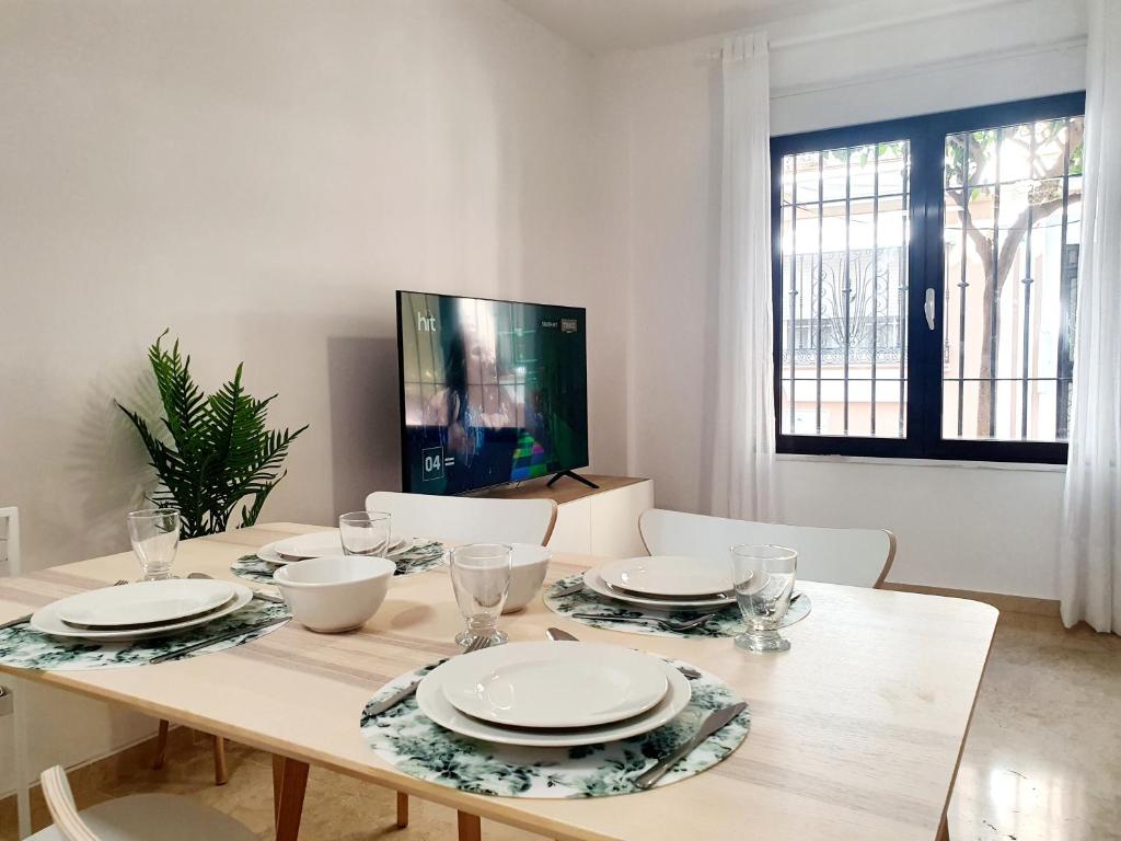 Televízia a/alebo spoločenská miestnosť v ubytovaní Spanish Home Fuengirola