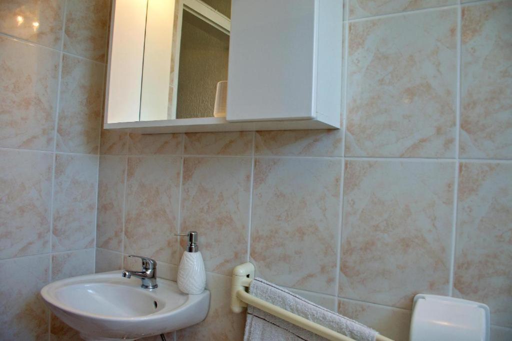 Łazienka w obiekcie Two bedroom apartments Elvira