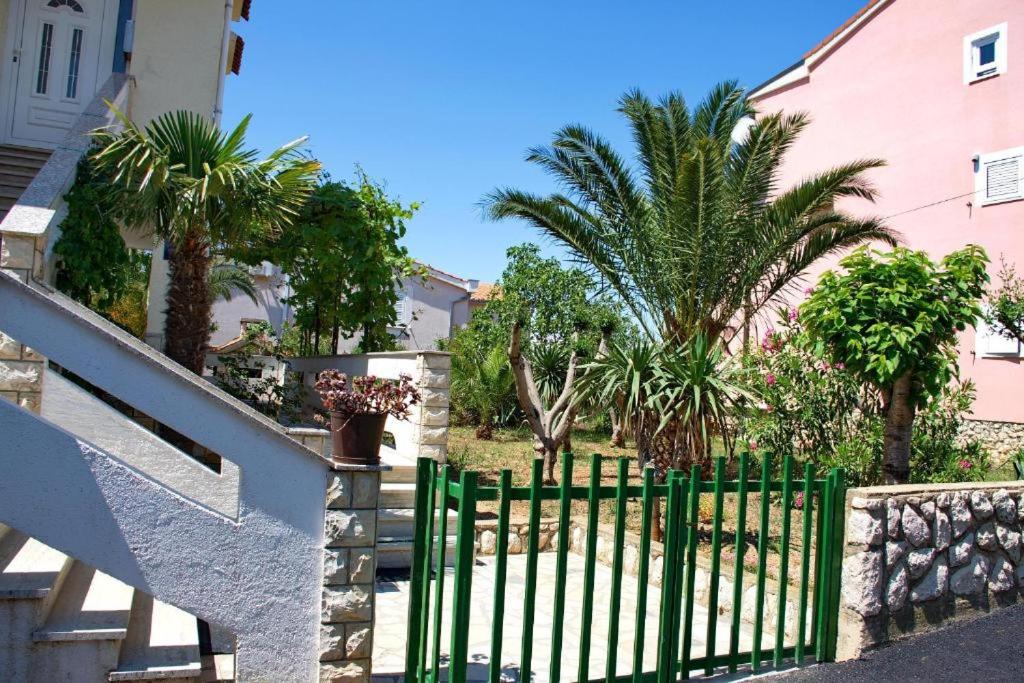 Budynek, w którym mieści się apartament