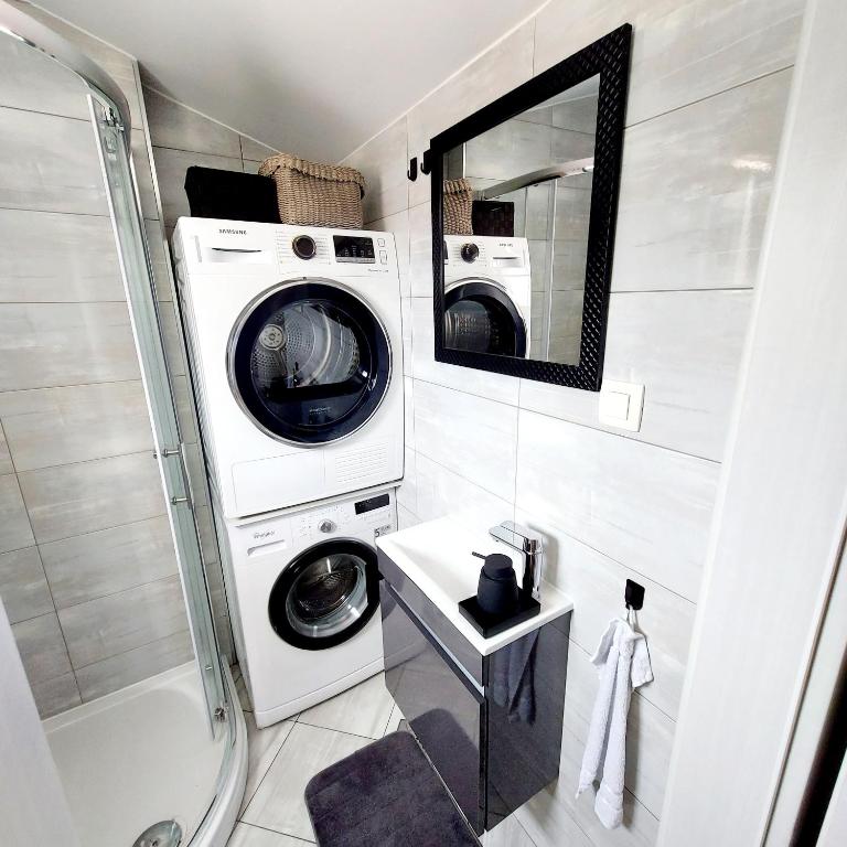 Kúpeľňa v ubytovaní Luxury Garden Penthouse *MK*