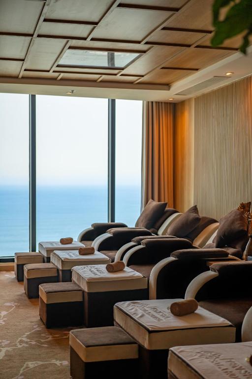 Posezení v ubytování Sala Danang Beach Hotel