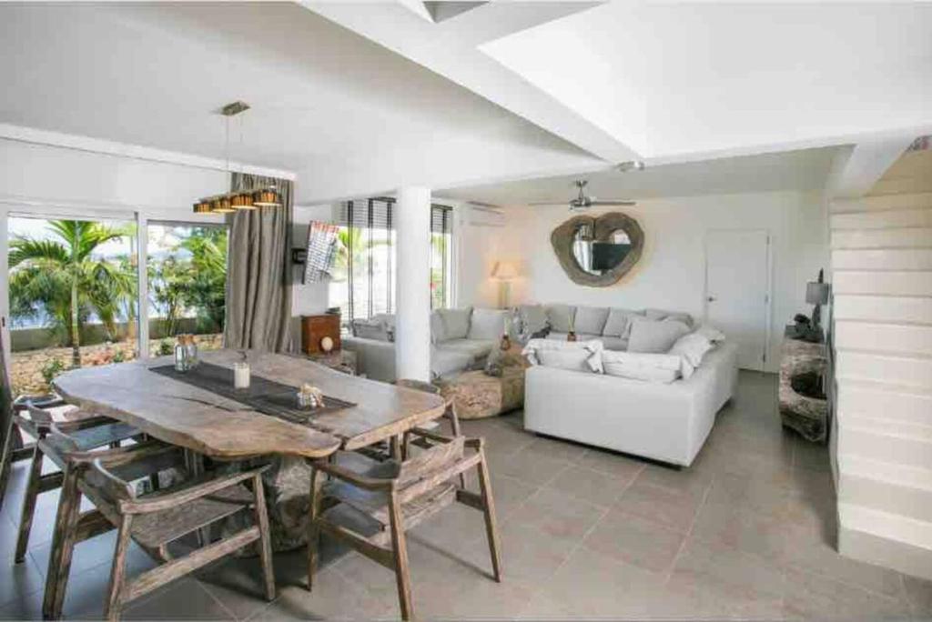 Luxury Villa in Lowlands, Sea View photo photo 5