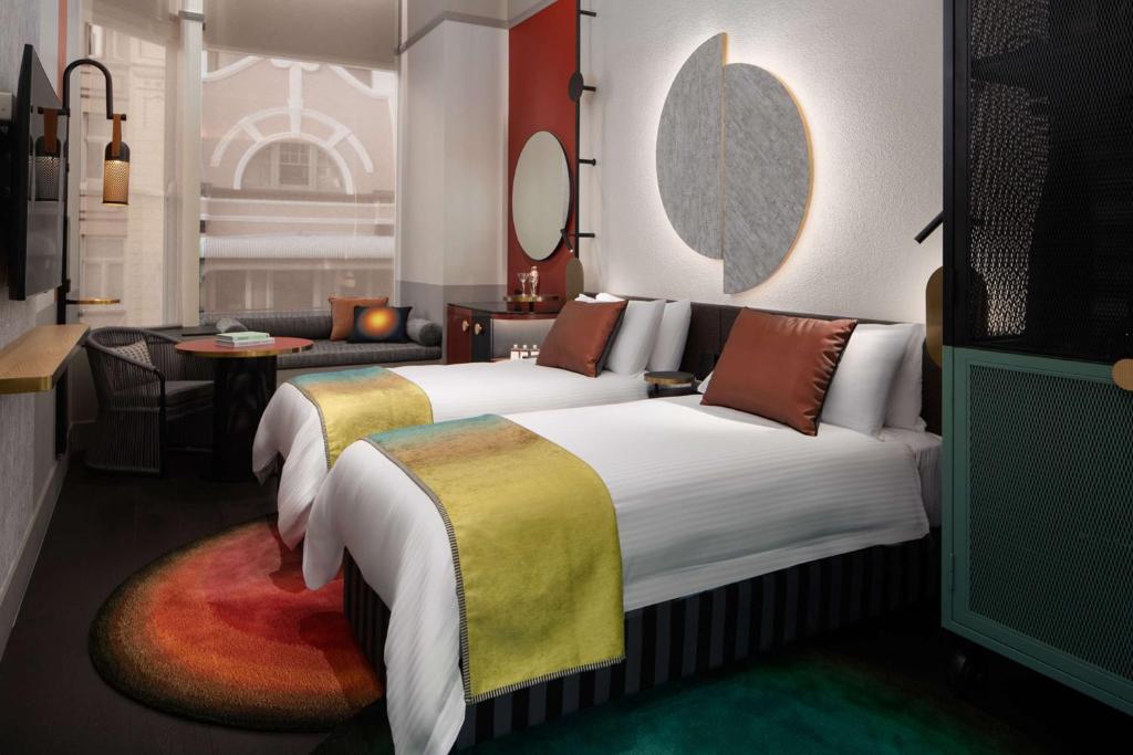 QT Newcastle - Resim 40