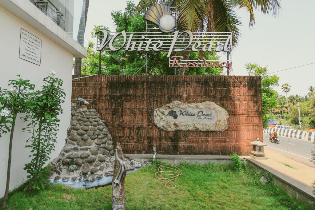 Zahrada ubytování White Pearl Residency