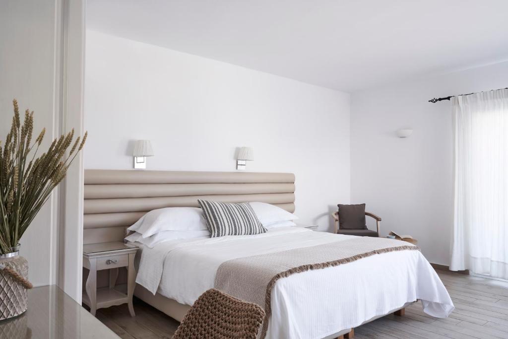 Paradise View Hotel - 1