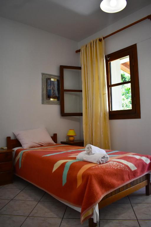 Zdjęcie z galerii obiektu Theano Apartments w mieście Stoupa