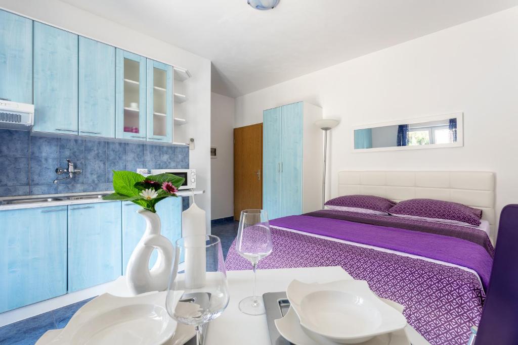 Imagen de la galería de Apartments Dobrila, en Hvar