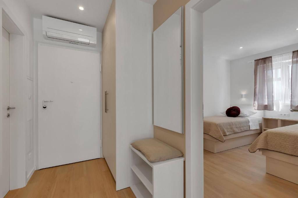 Posezení v ubytování Apartman Roza, prekrasni novi apartman s parkingom