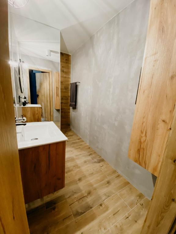 Cztery Pory Roku - Appartamento Con Una Camera Da Letto