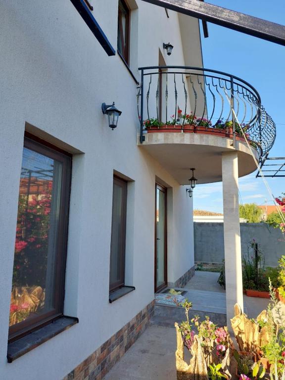 Balkón nebo terasa v ubytování ALBDEVARA MAR SRL