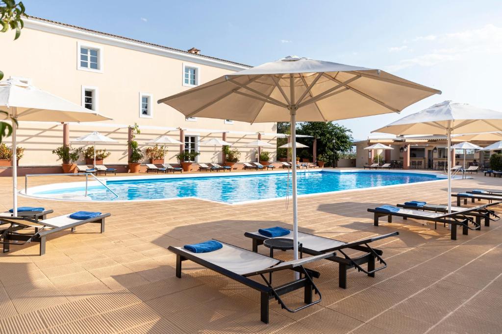 Bazén v ubytování Amalia Hotel Nafplio nebo v jeho okolí