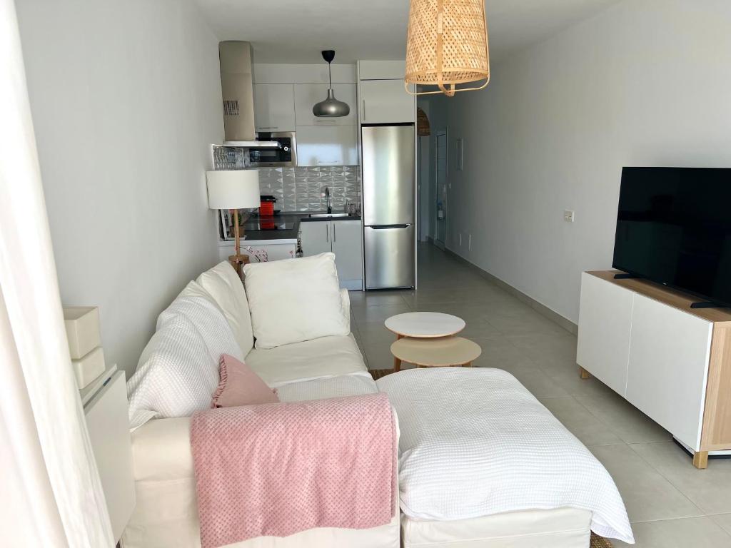 Kuchyň nebo kuchyňský kout v ubytování Residencial Luxury Senator, Apartamento Darwin