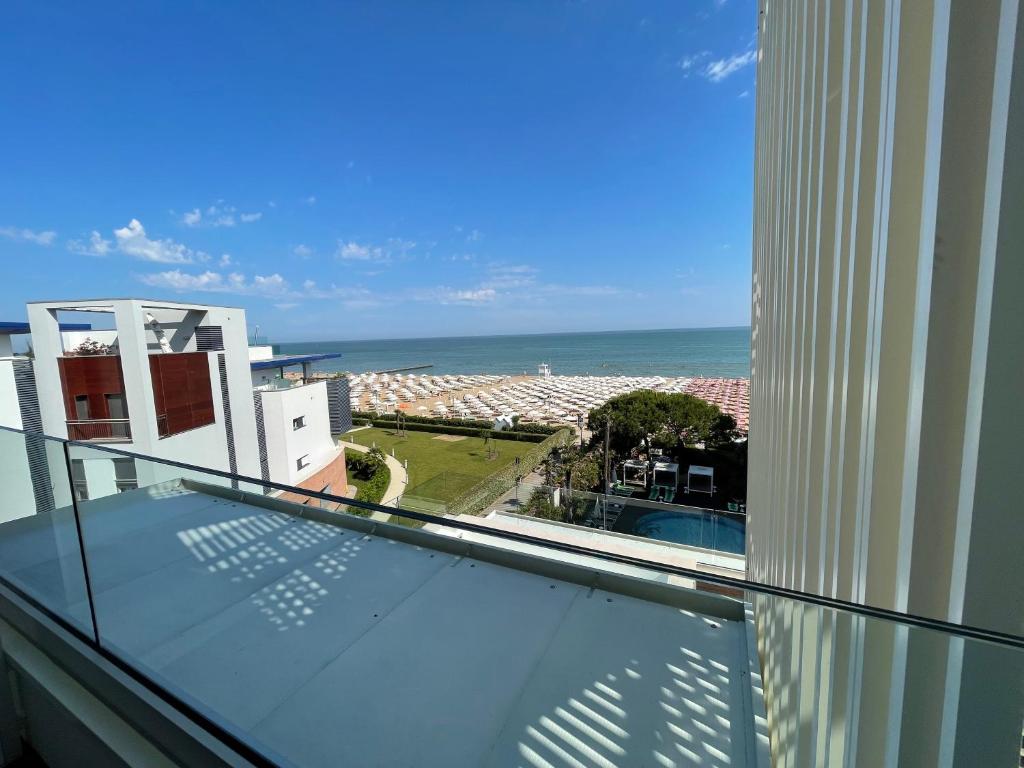 Nespecifikovaný výhled na moře nebo výhled na moře při pohledu z hotelu