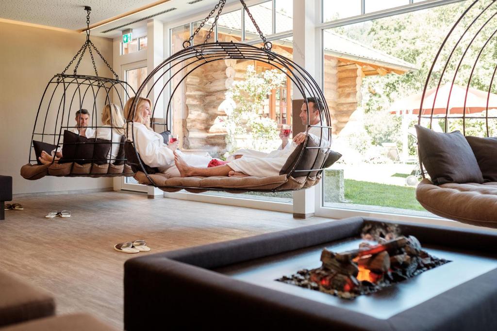 Posezení v ubytování Wellnesshotel Ludinmühle