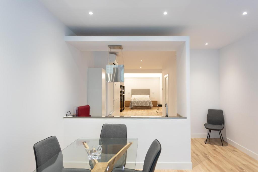 A seating area at APARTAMENTOS ARRIET