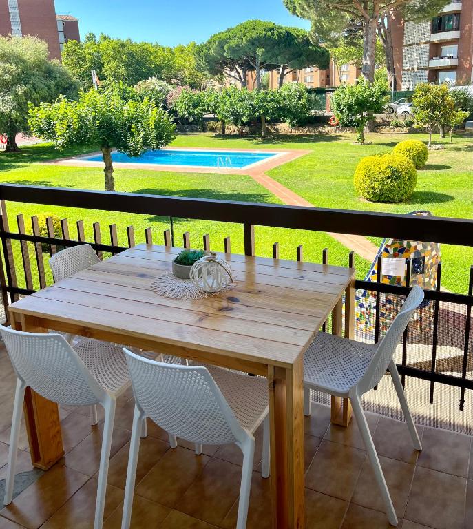 Balkón nebo terasa v ubytování Grup D'Aro Apartment
