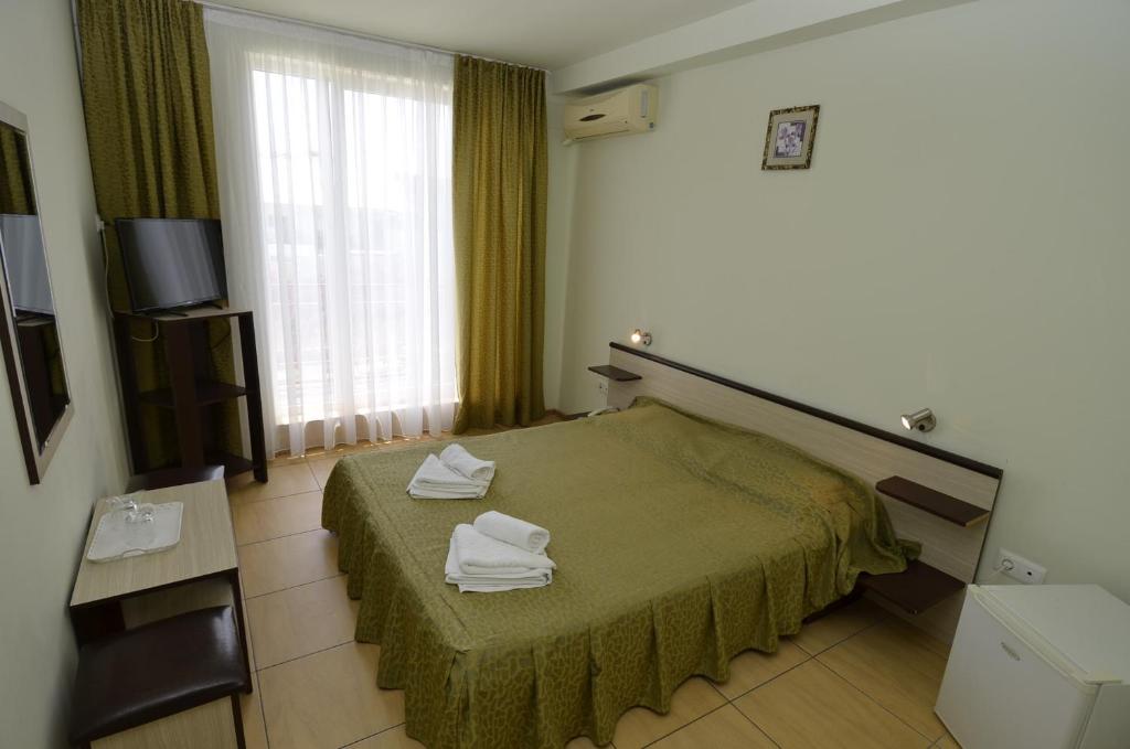 Booking.com: Hotel Intim , Costineşti, România - 7 Comentarii de la clienţi  . Rezervaţi la hotel acum!