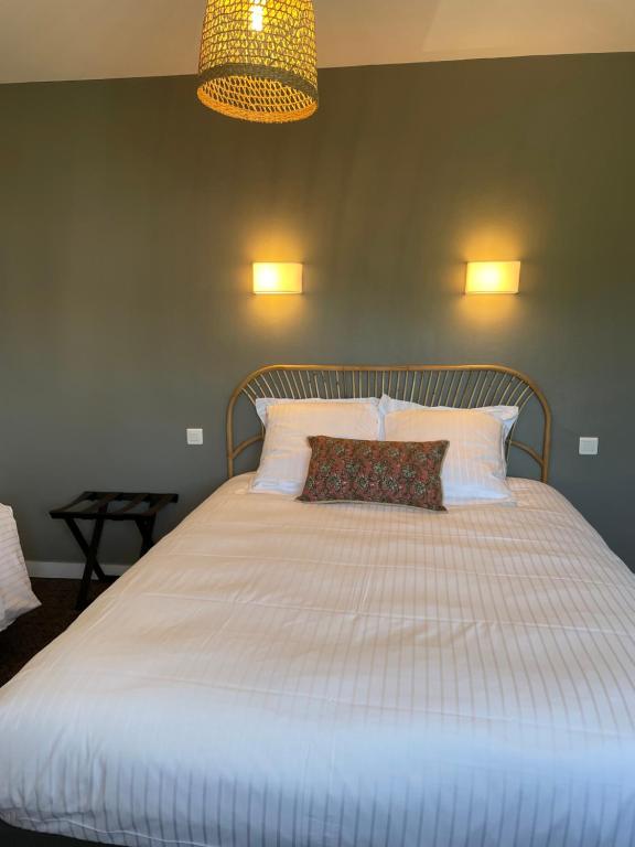 Hôtel de la cale - Triple Room With Garden View